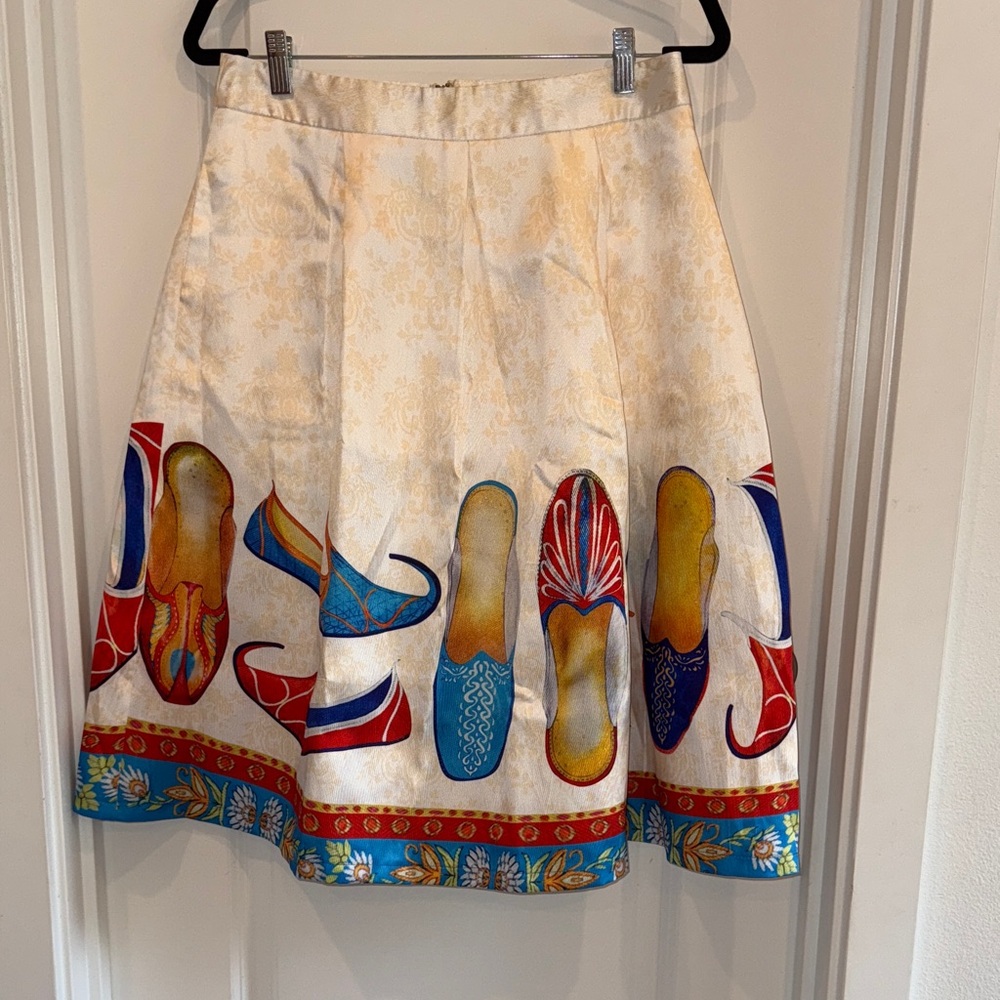 Vintage Vibrant A-Line Skirt with Shoe Motif Lg.